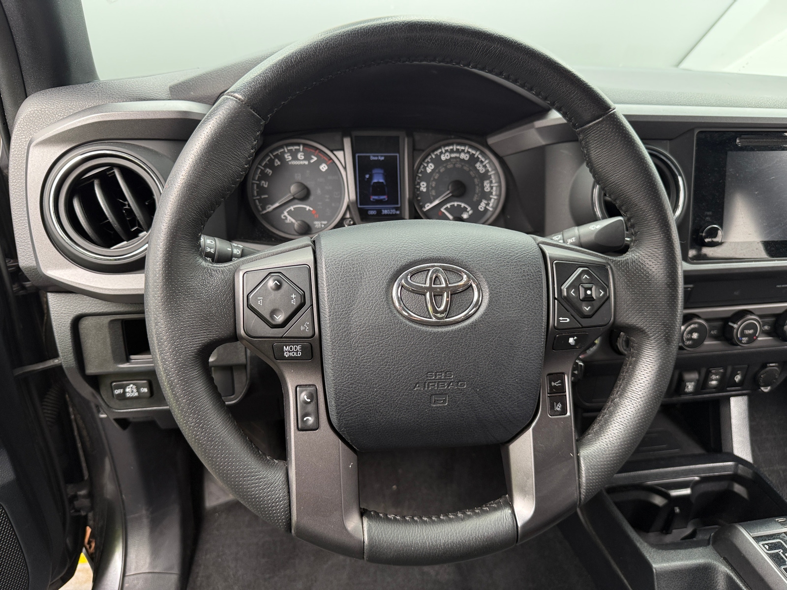 Thumbnail: 2019 Toyota Tacoma - 5