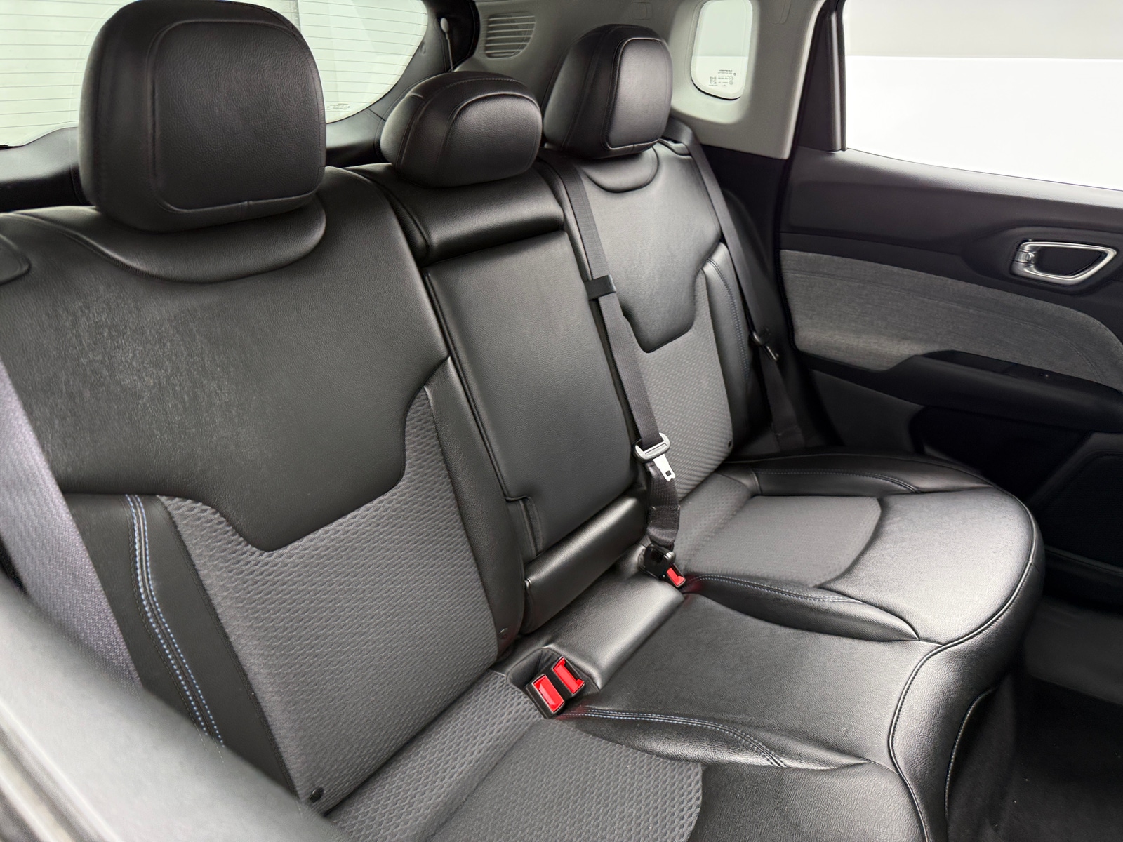 Thumbnail: 2022 Jeep Compass - 6