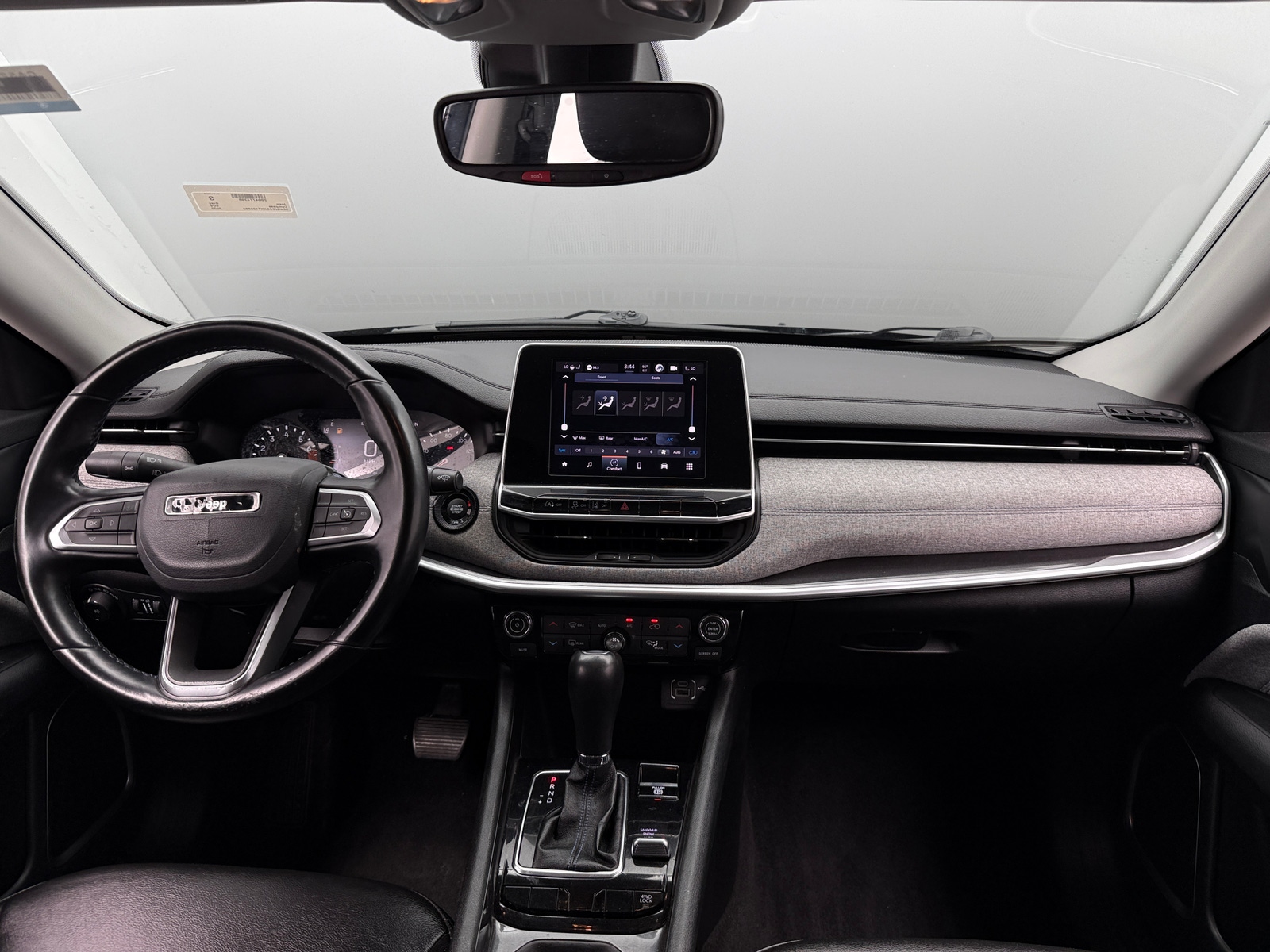 Thumbnail: 2022 Jeep Compass - 3