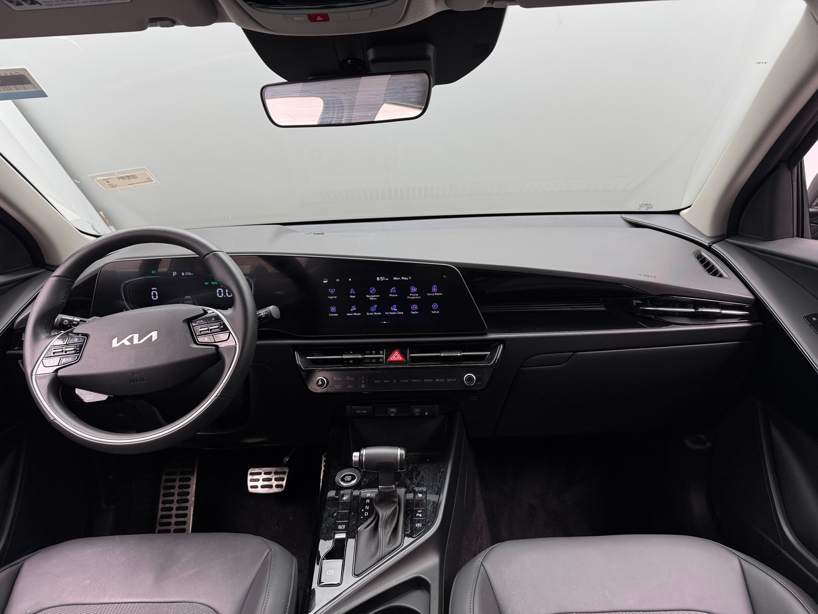 Thumbnail: 2024 Kia Niro - 3