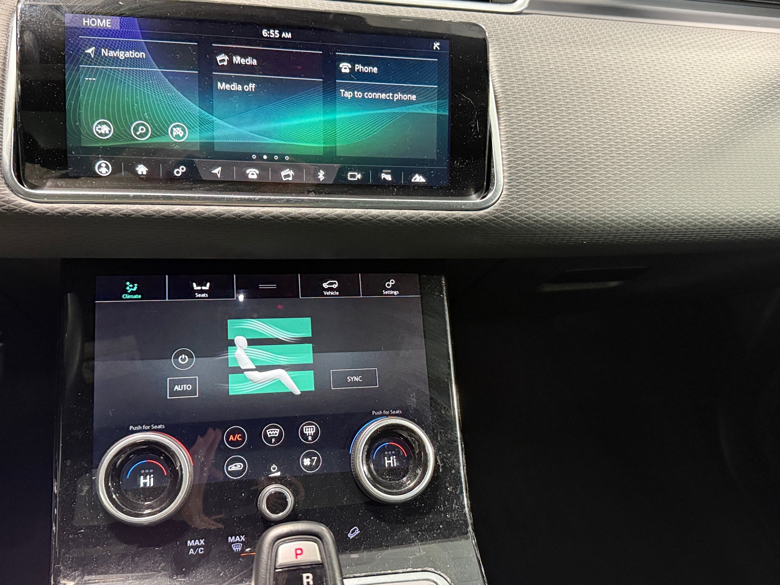 Thumbnail: 2020 Land Rover Range Rover Evoque - 3