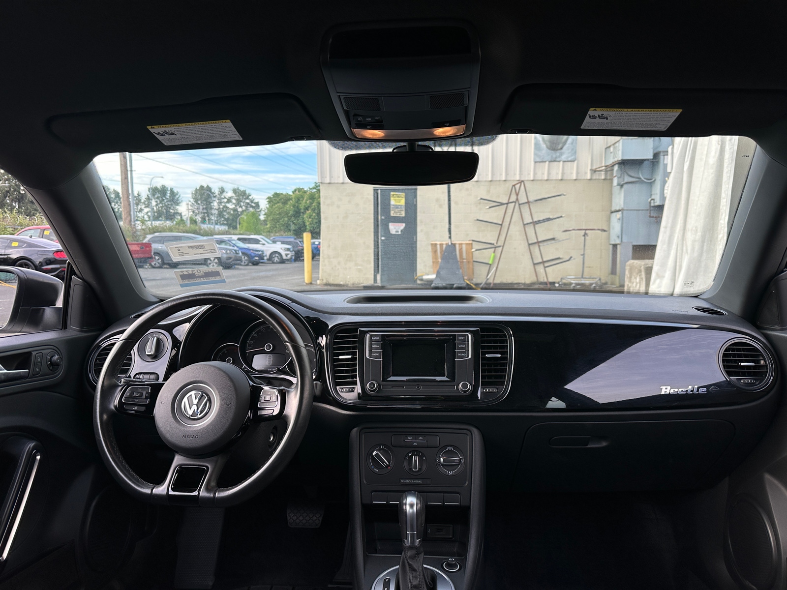 Thumbnail: 2017 Volkswagen Beetle - 3