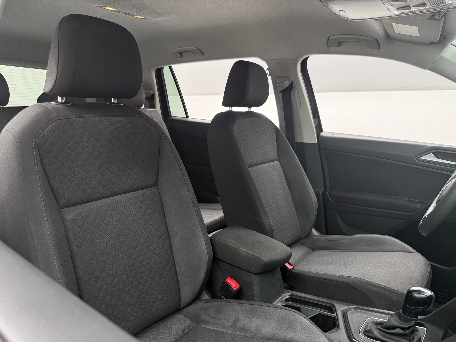 Thumbnail: 2019 Volkswagen Tiguan - 2