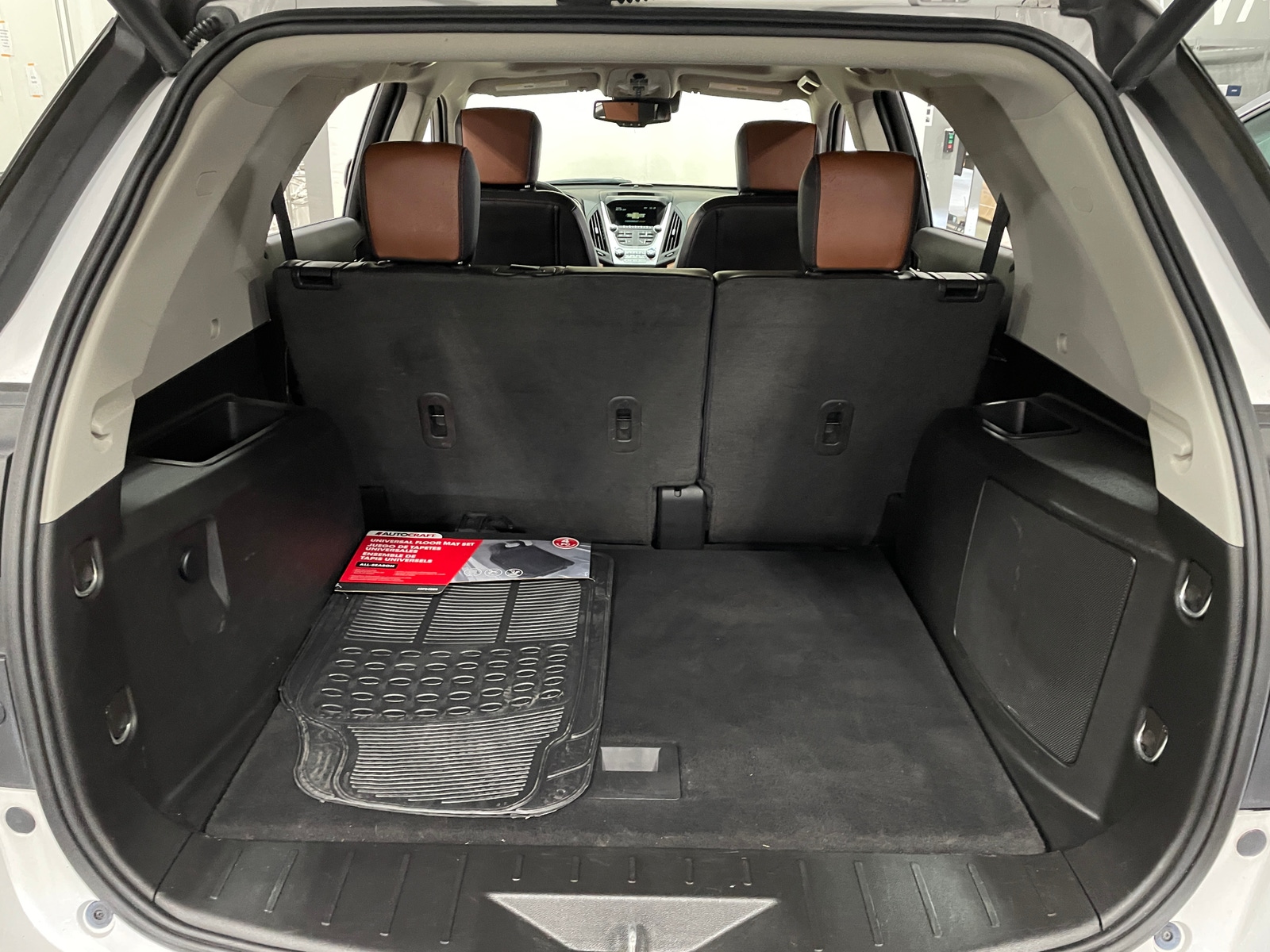 Thumbnail: 2017 Chevrolet Equinox - 6