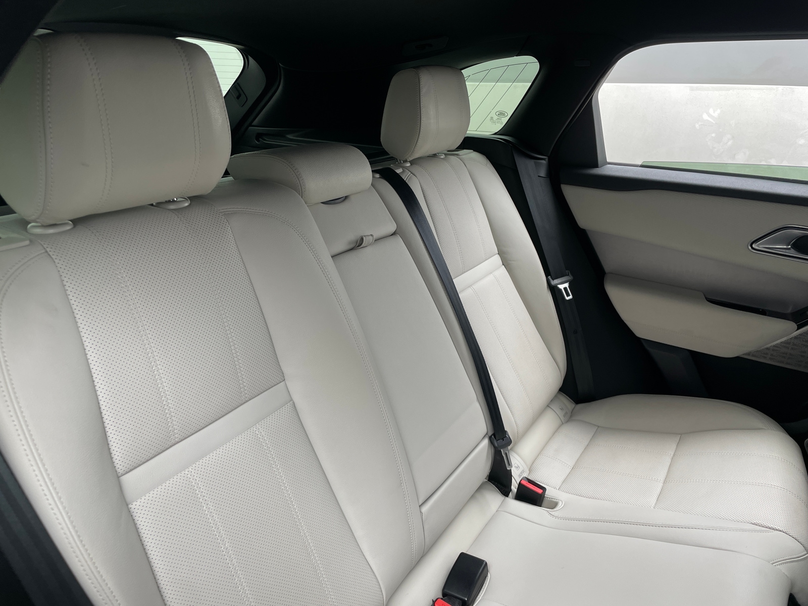 Thumbnail: 2020 Land Rover Range Rover Velar - 5