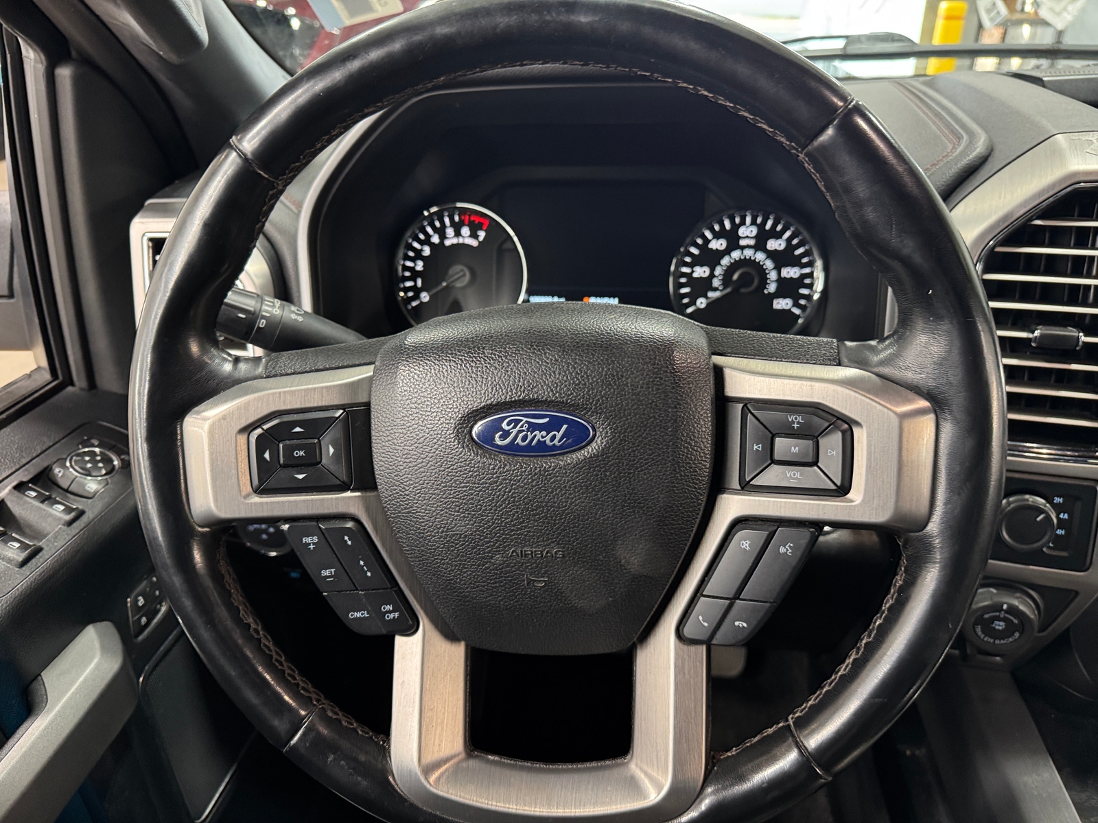 Thumbnail: 2018 Ford Econoline - 4