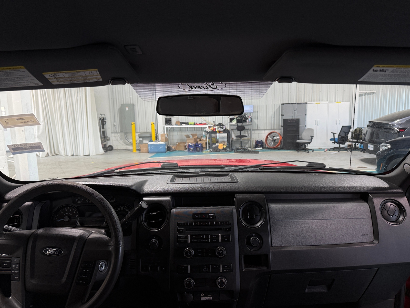 Thumbnail: 2013 Ford Econoline - 3