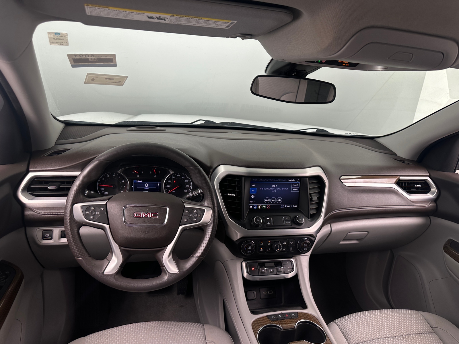 Thumbnail: 2022 GMC Acadia - 3