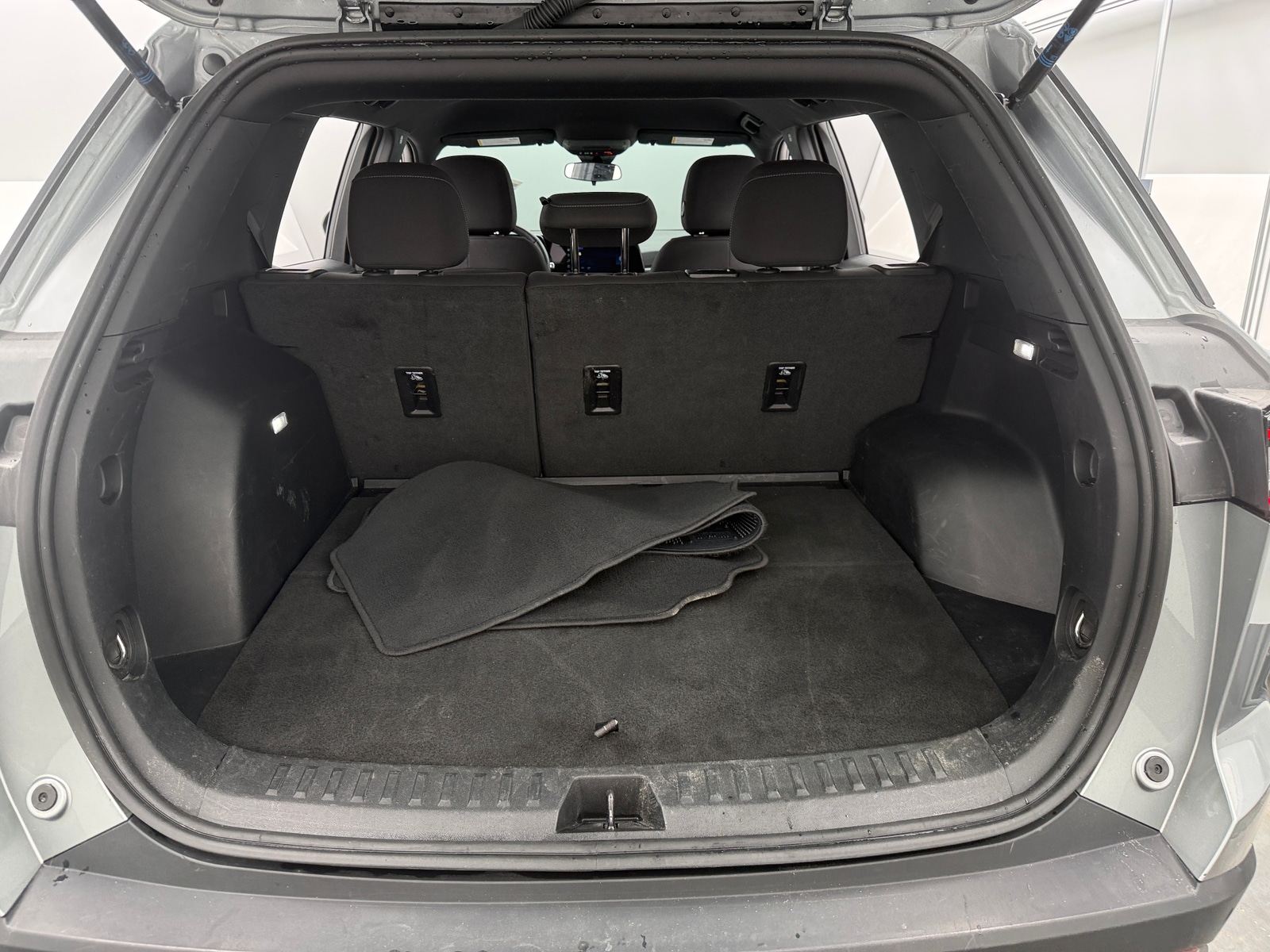 Thumbnail: 2025 Chevrolet Equinox - 7