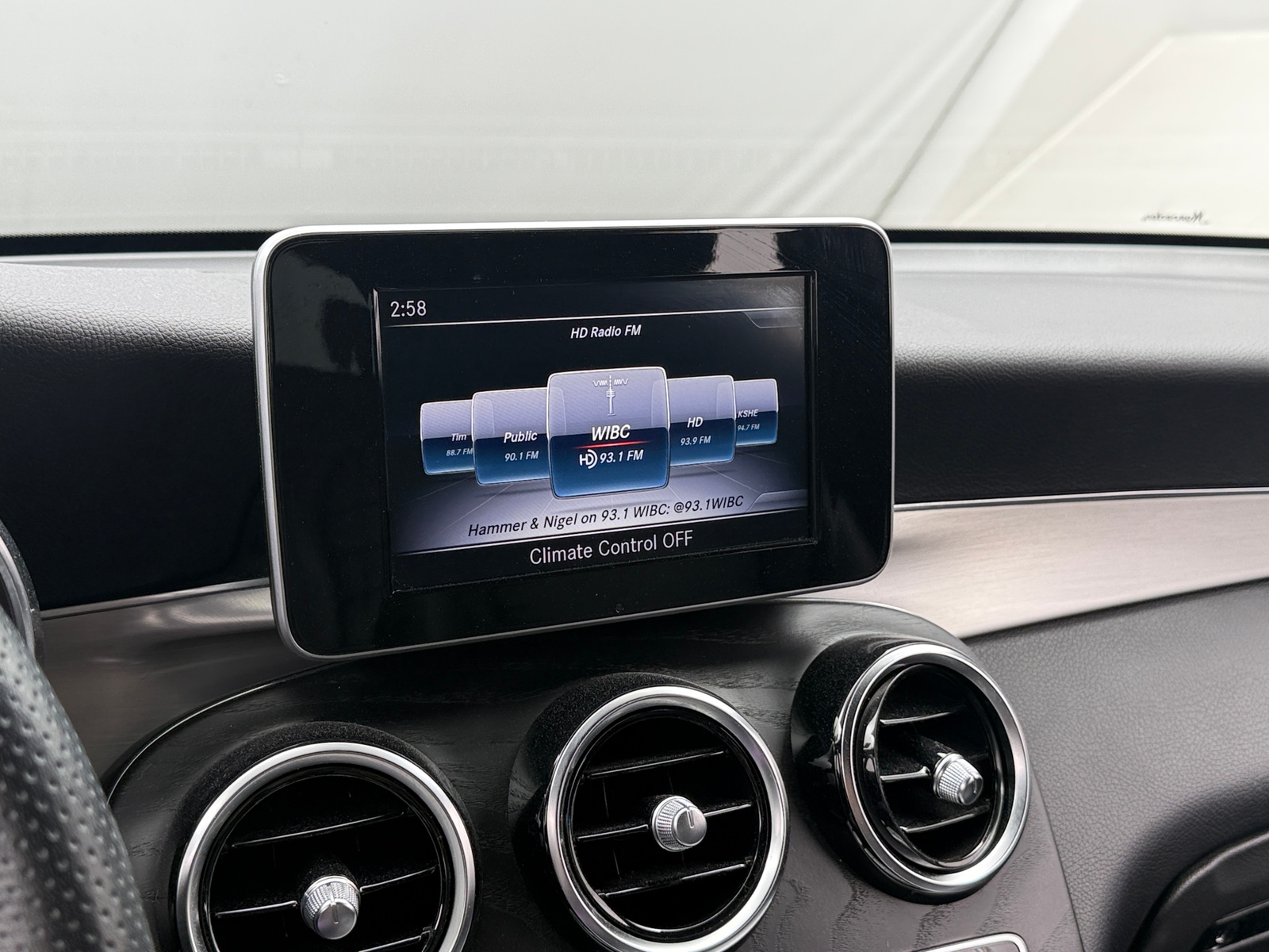 Thumbnail: 2019 Mercedes-Benz GLC - 3