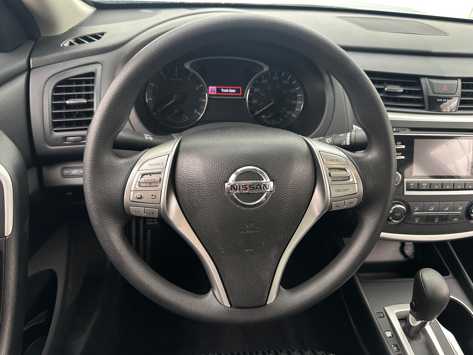 Thumbnail: 2018 Nissan Altima - 4