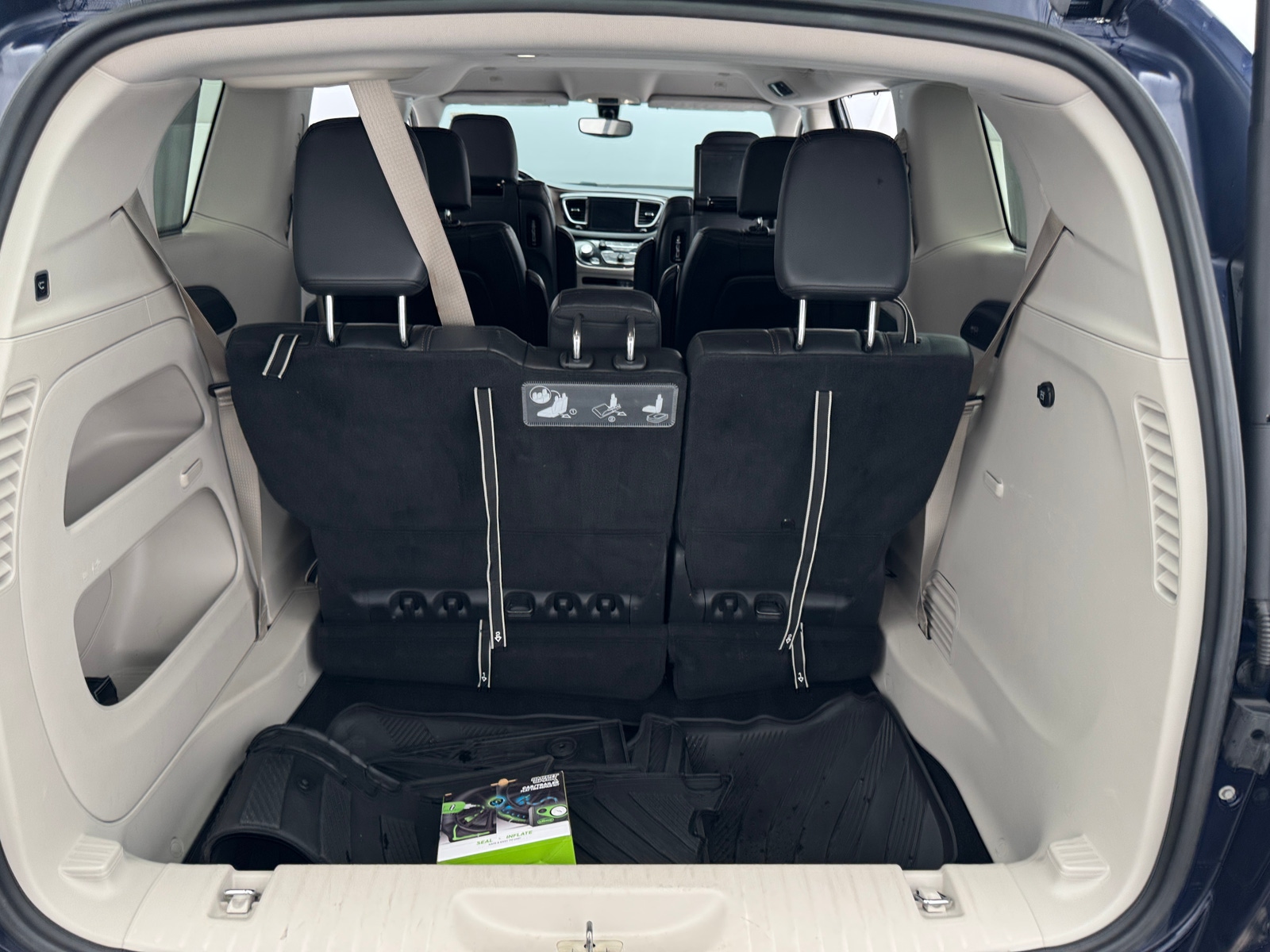 Thumbnail: 2019 Chrysler Pacifica - 6