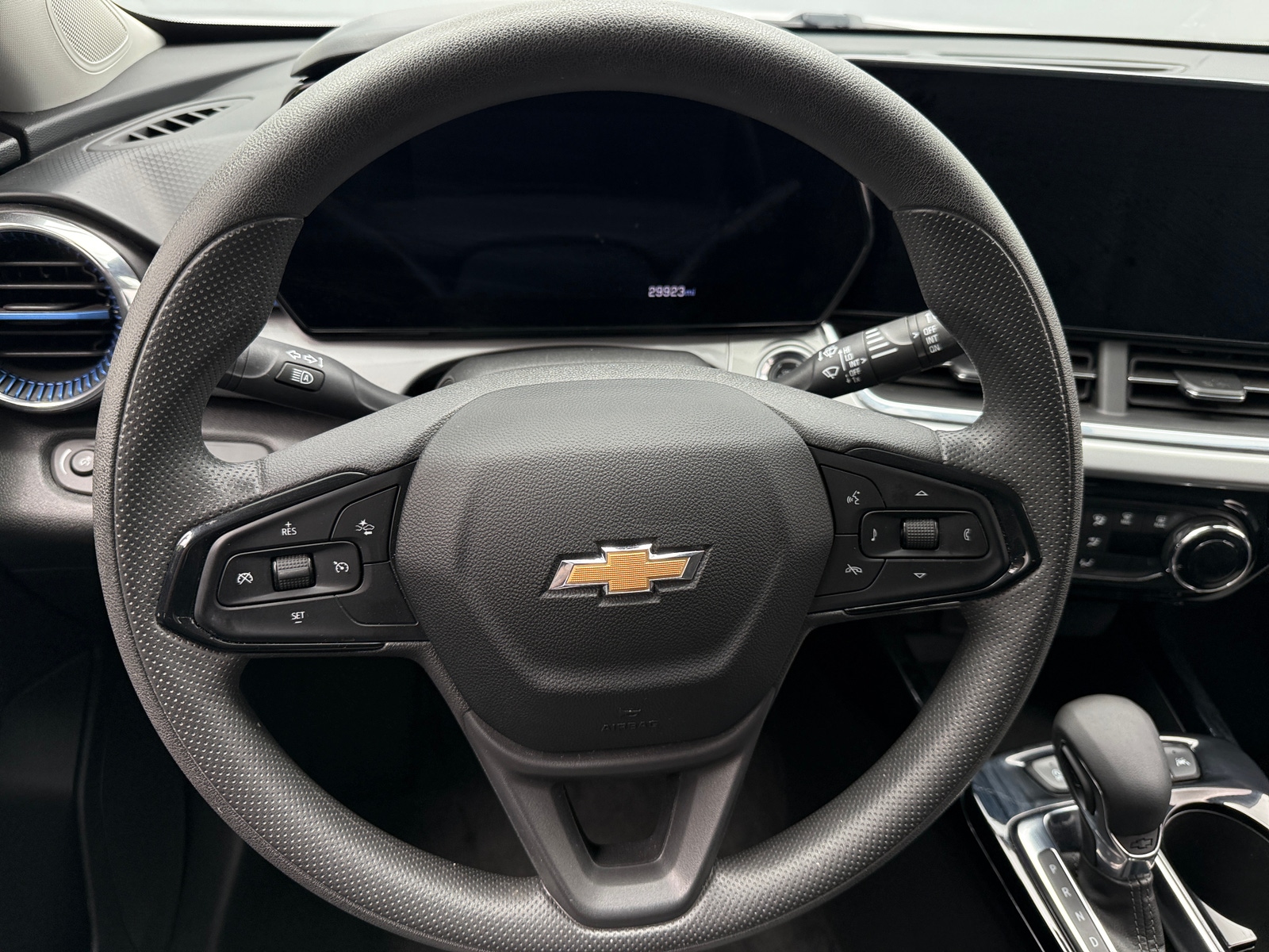 Thumbnail: 2025 Chevrolet Trax - 5