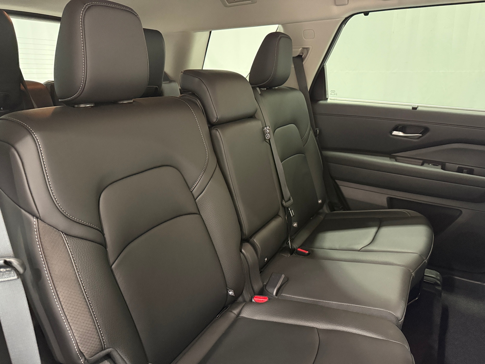 Thumbnail: 2025 Nissan Pathfinder - 5
