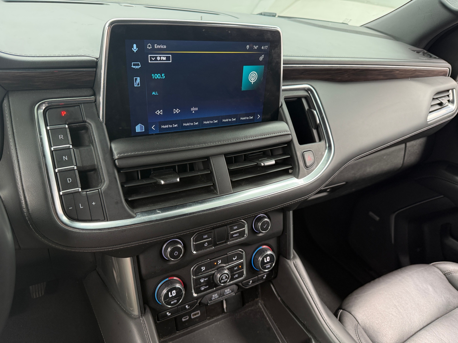 Thumbnail: 2023 Chevrolet Suburban - 3