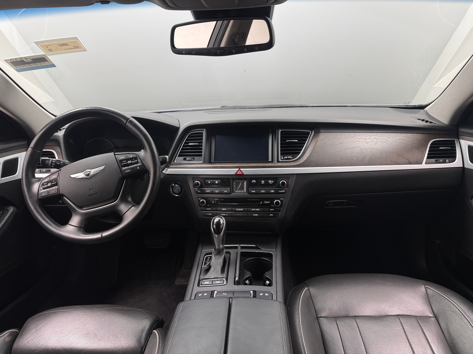 Thumbnail: 2015 Hyundai Genesis - 2