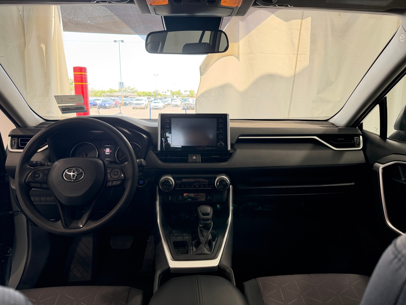 Thumbnail: 2019 Toyota RAV4 - 3