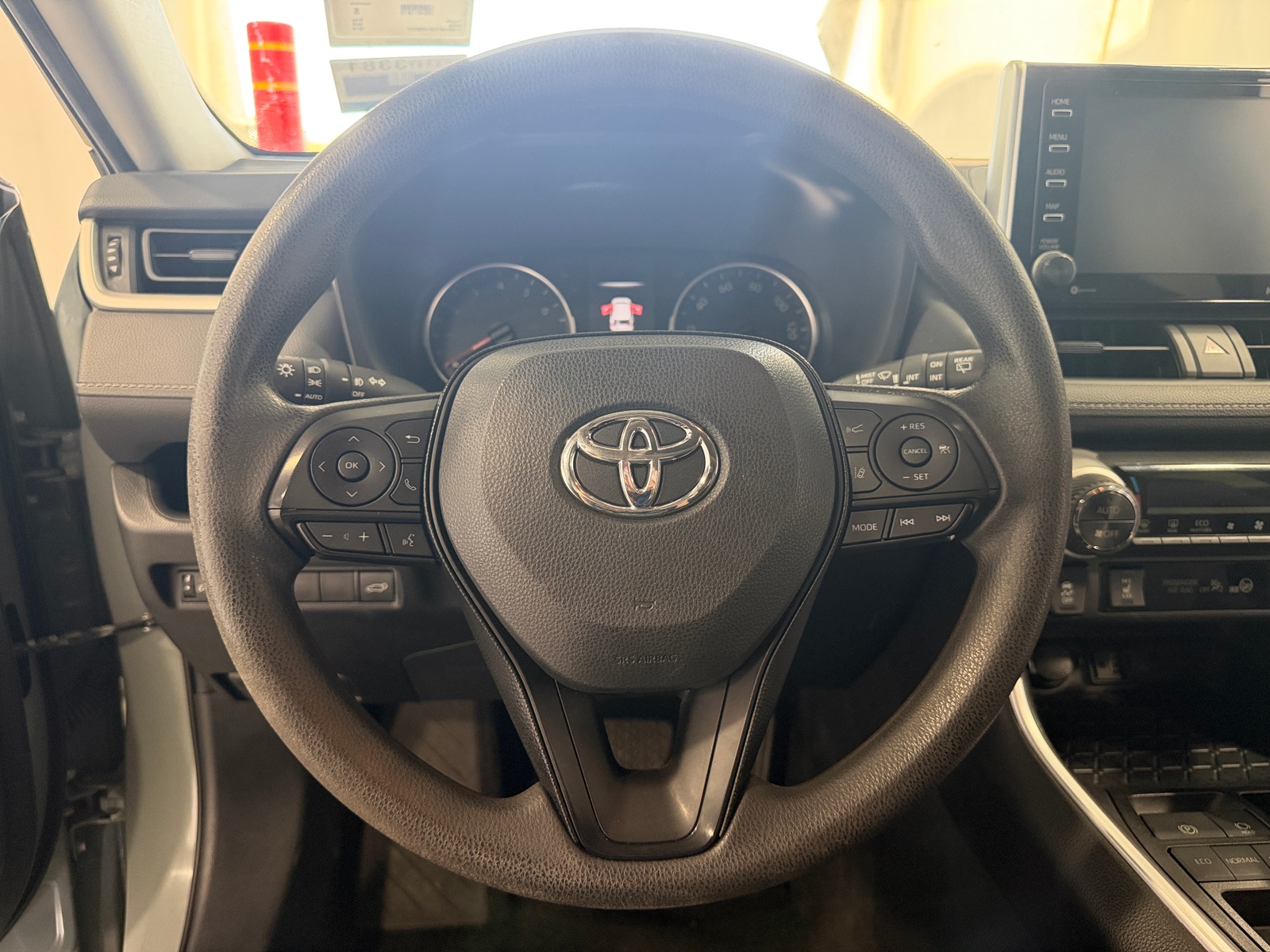 Thumbnail: 2019 Toyota RAV4 - 5