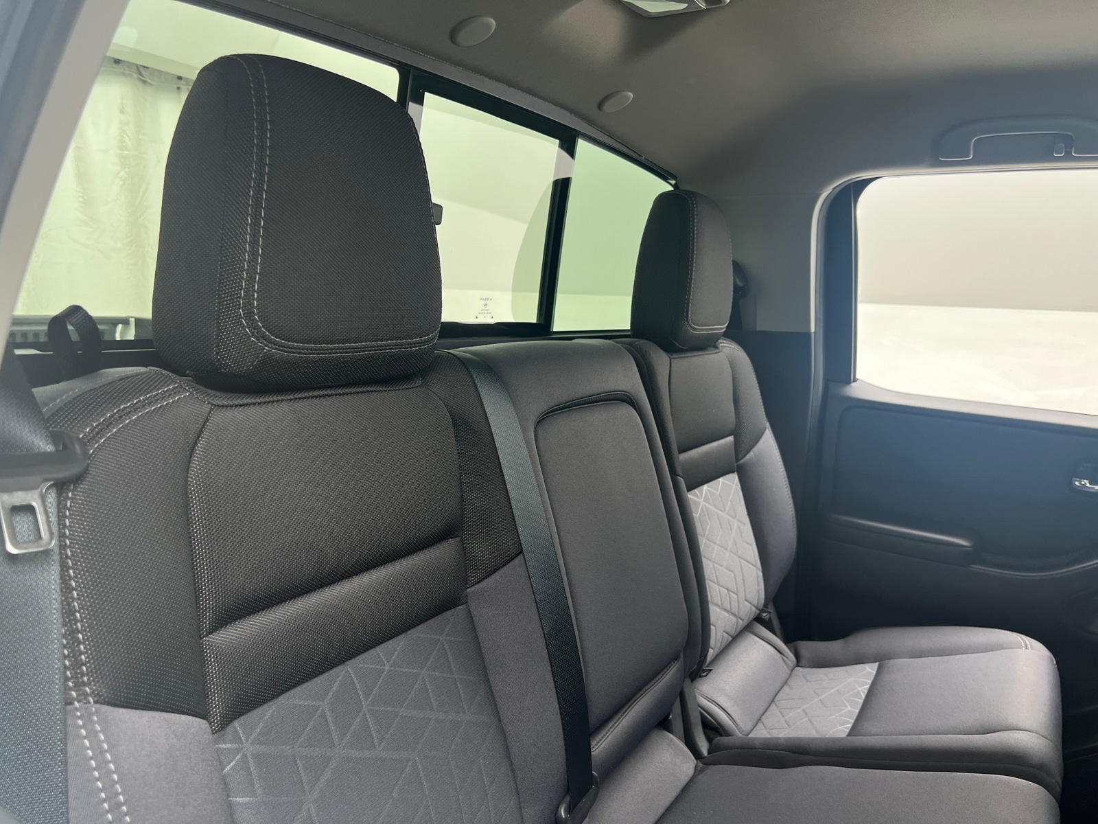 Thumbnail: 2025 Nissan Frontier - 6