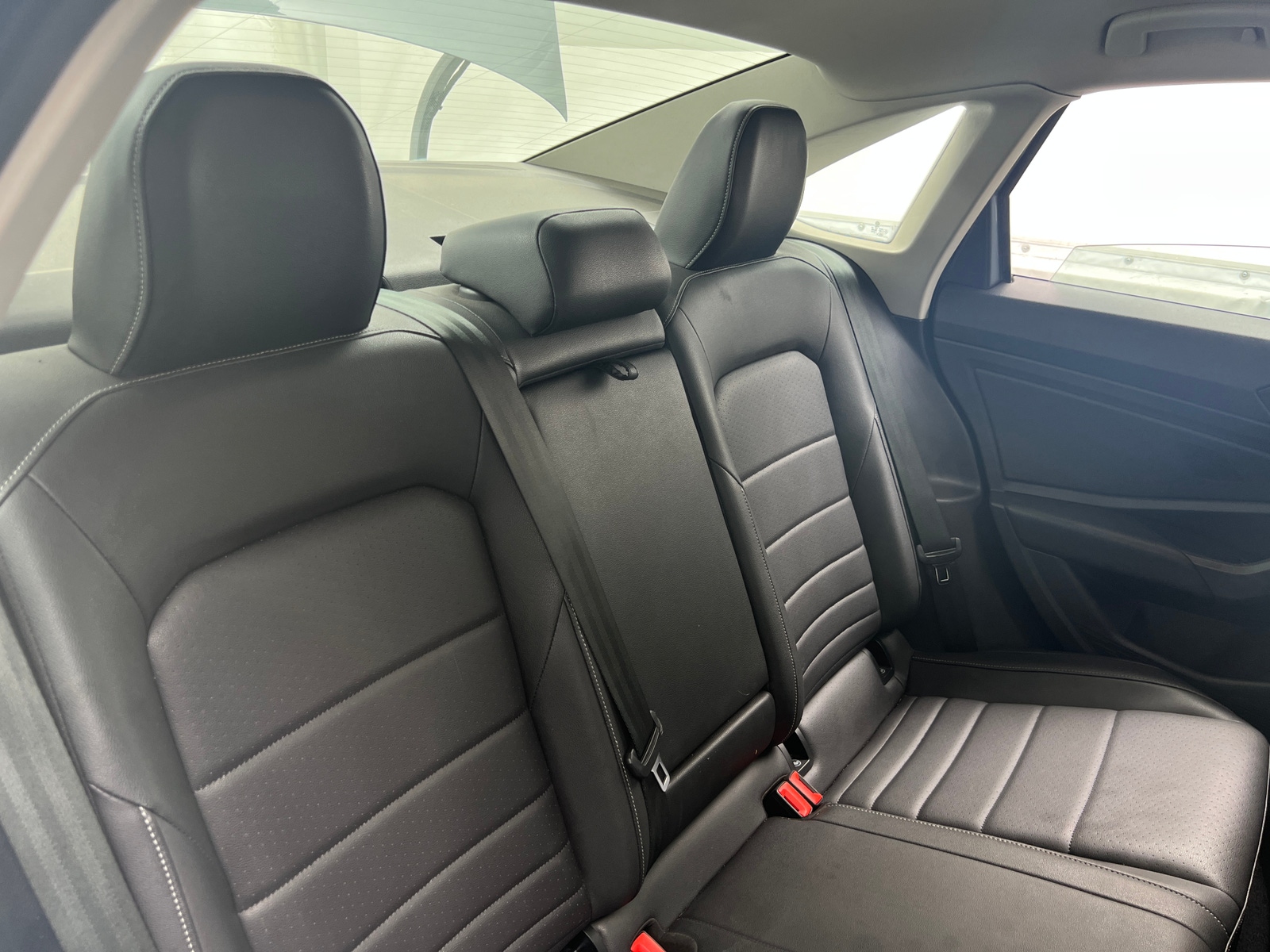 Thumbnail: 2021 Volkswagen Jetta - 5