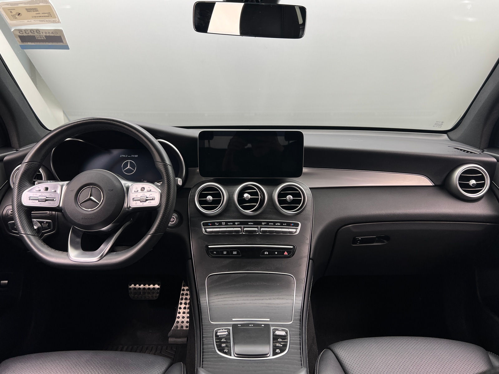 Thumbnail: 2021 Mercedes-Benz GLC - 2