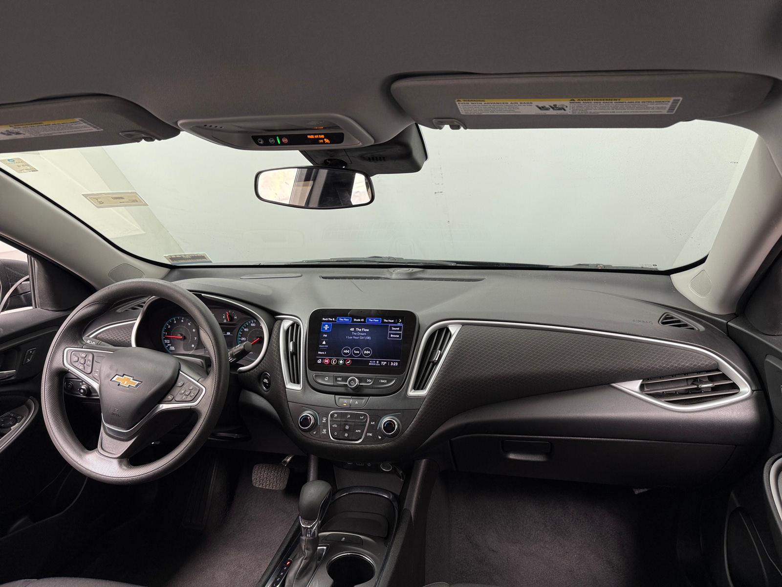 Thumbnail: 2023 Chevrolet Malibu - 3