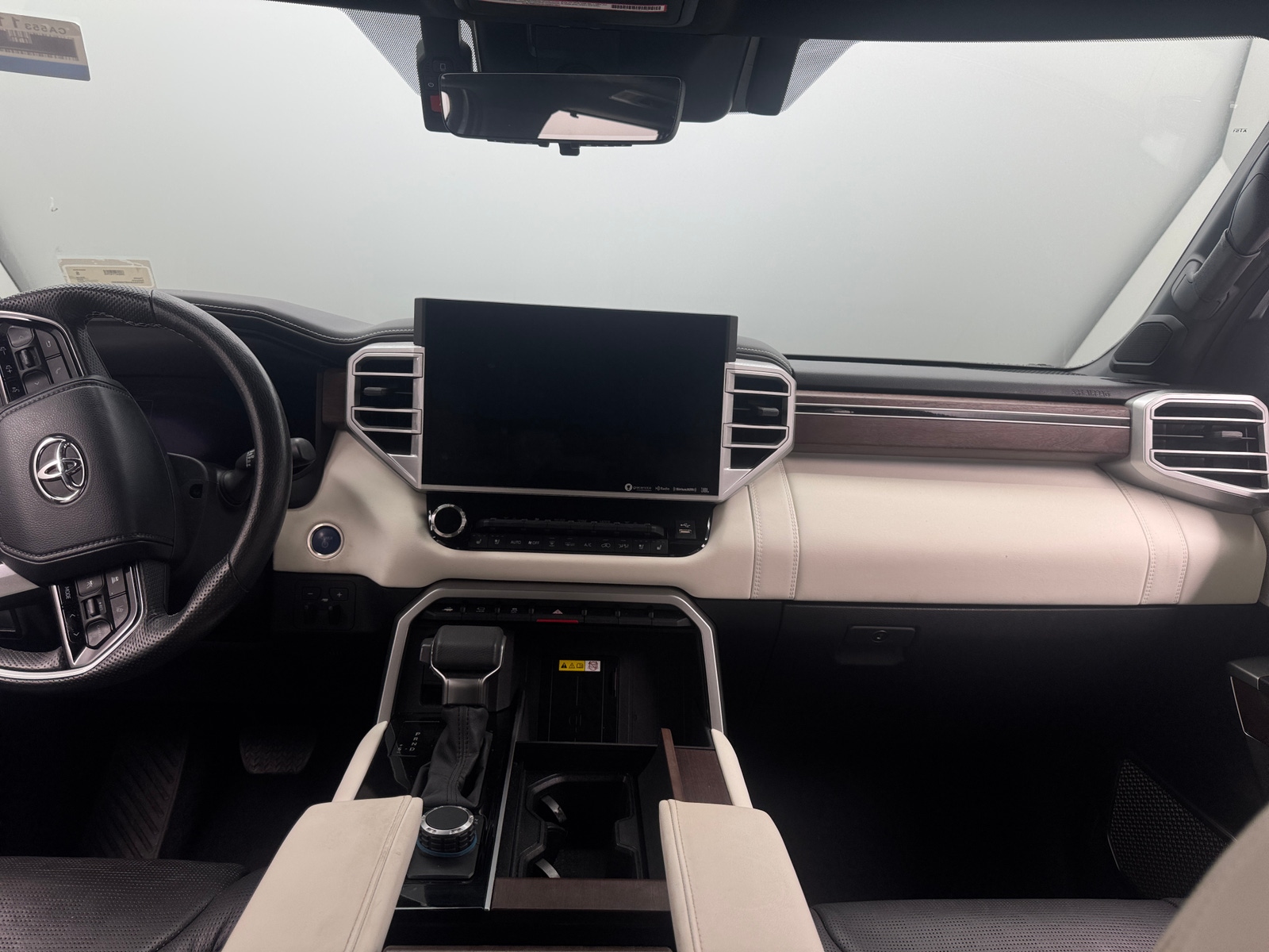 Thumbnail: 2023 Toyota Sequoia - 2