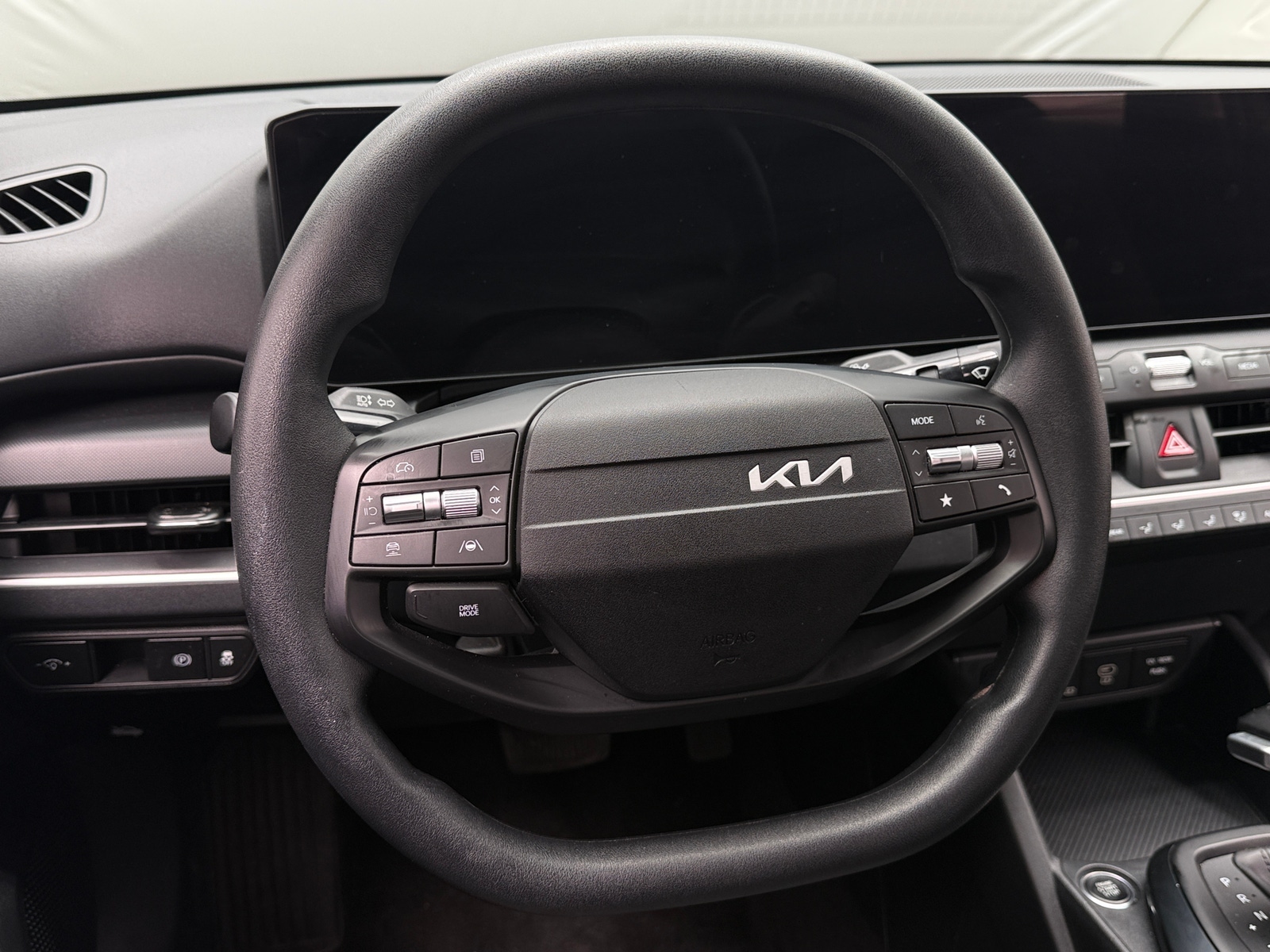 Thumbnail: 2025 Kia K4 - 5