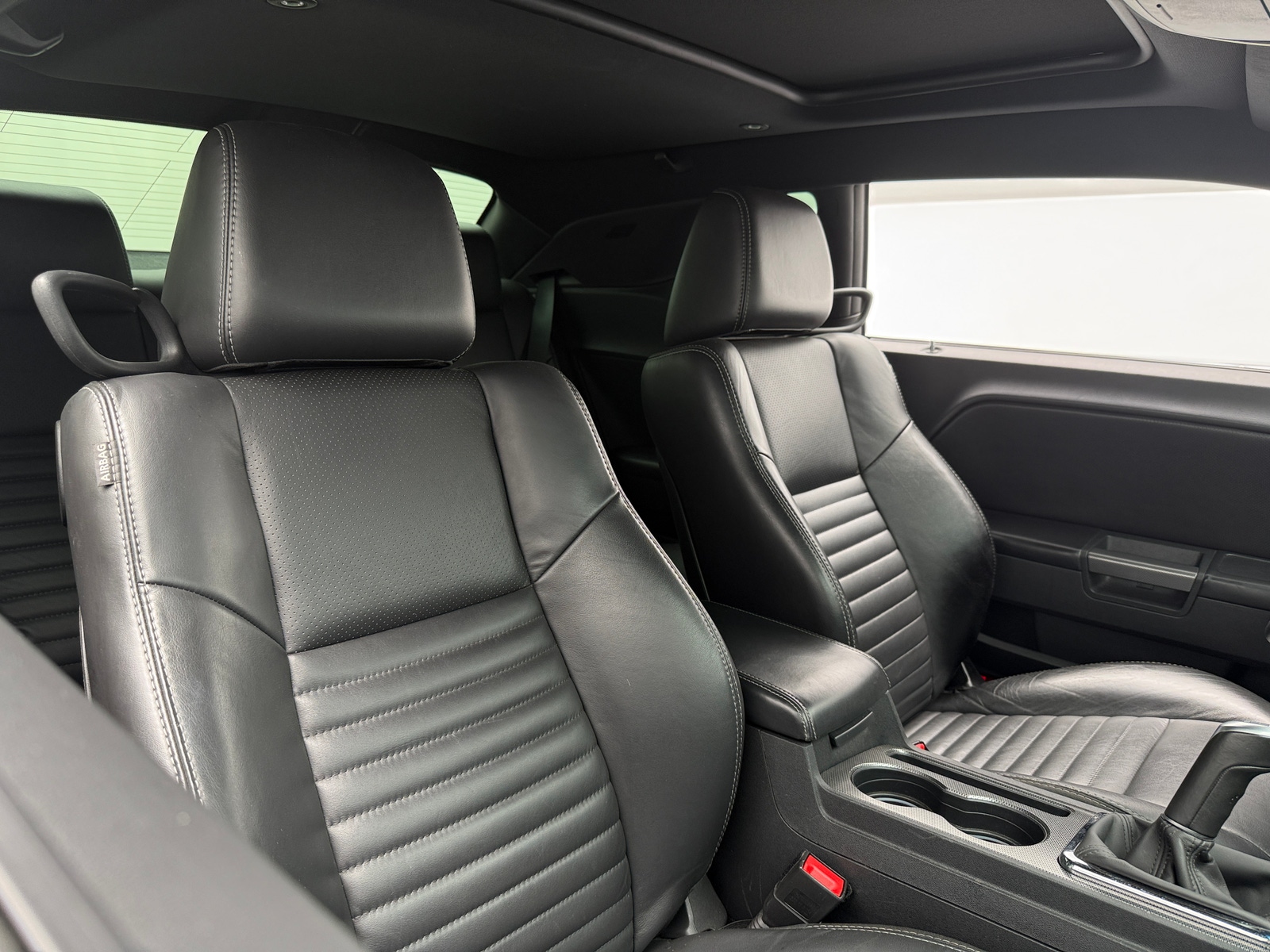 Thumbnail: 2014 Dodge Challenger - 2