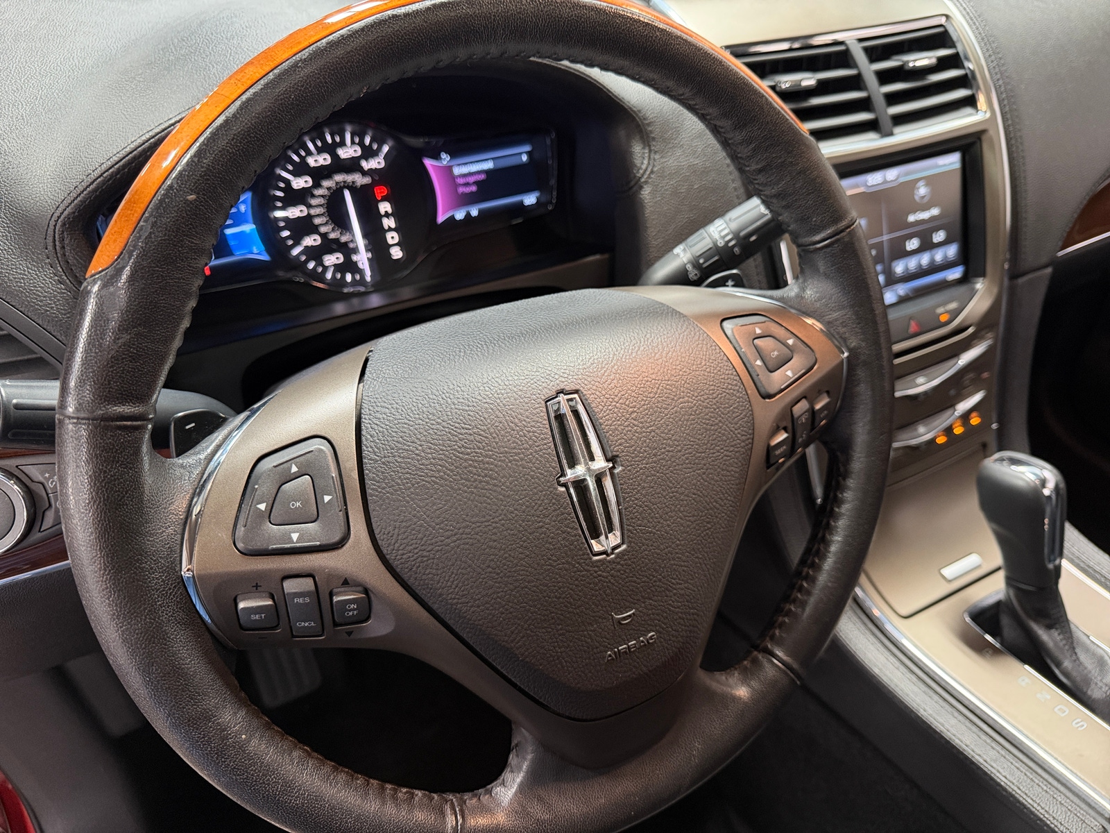 Thumbnail: 2014 Lincoln MKX - 4