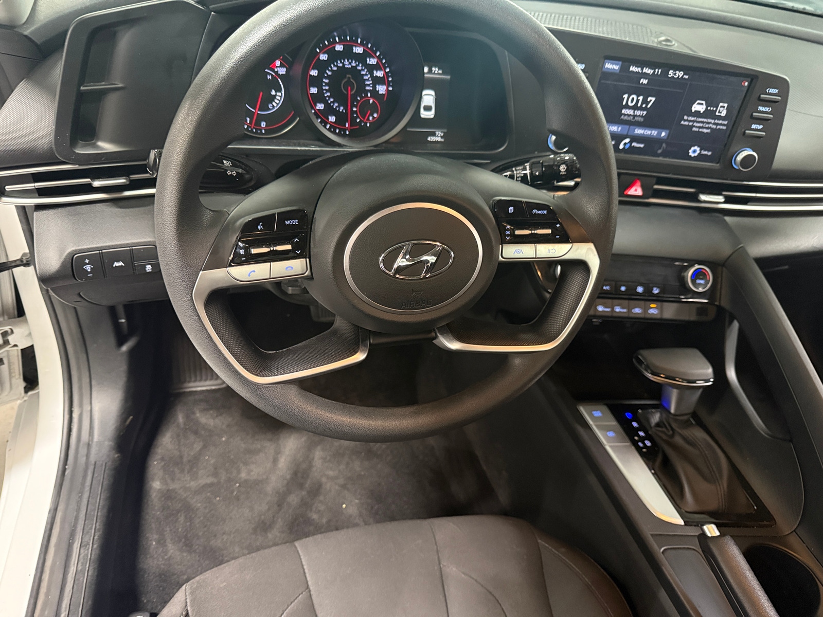 Thumbnail: 2021 Hyundai Elantra - 5