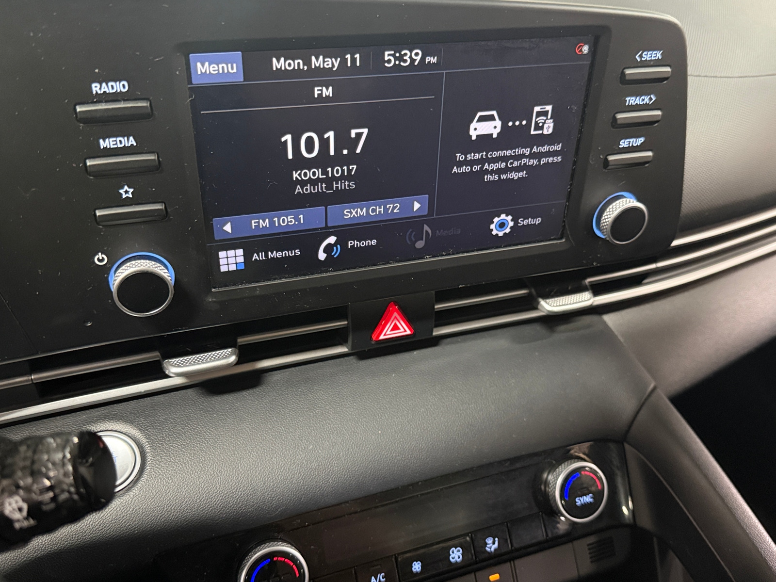 Thumbnail: 2021 Hyundai Elantra - 4