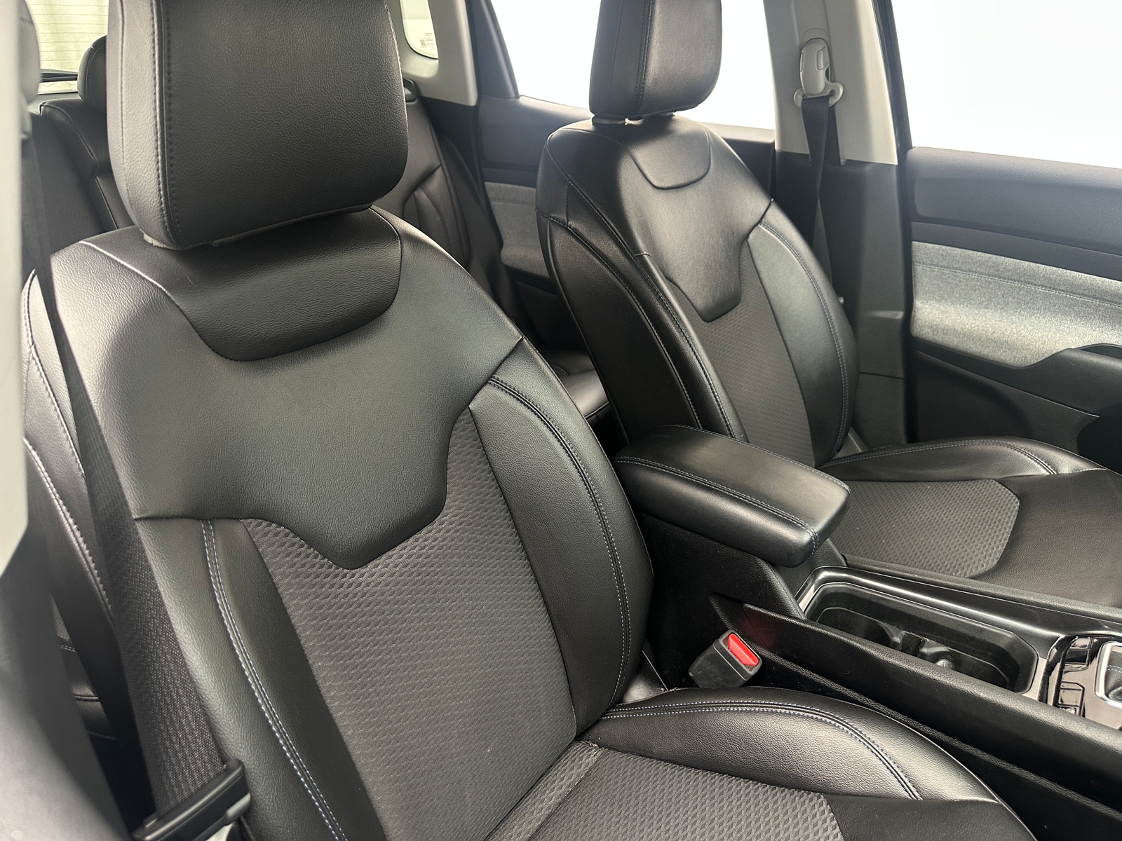 Thumbnail: 2022 Jeep Compass - 2