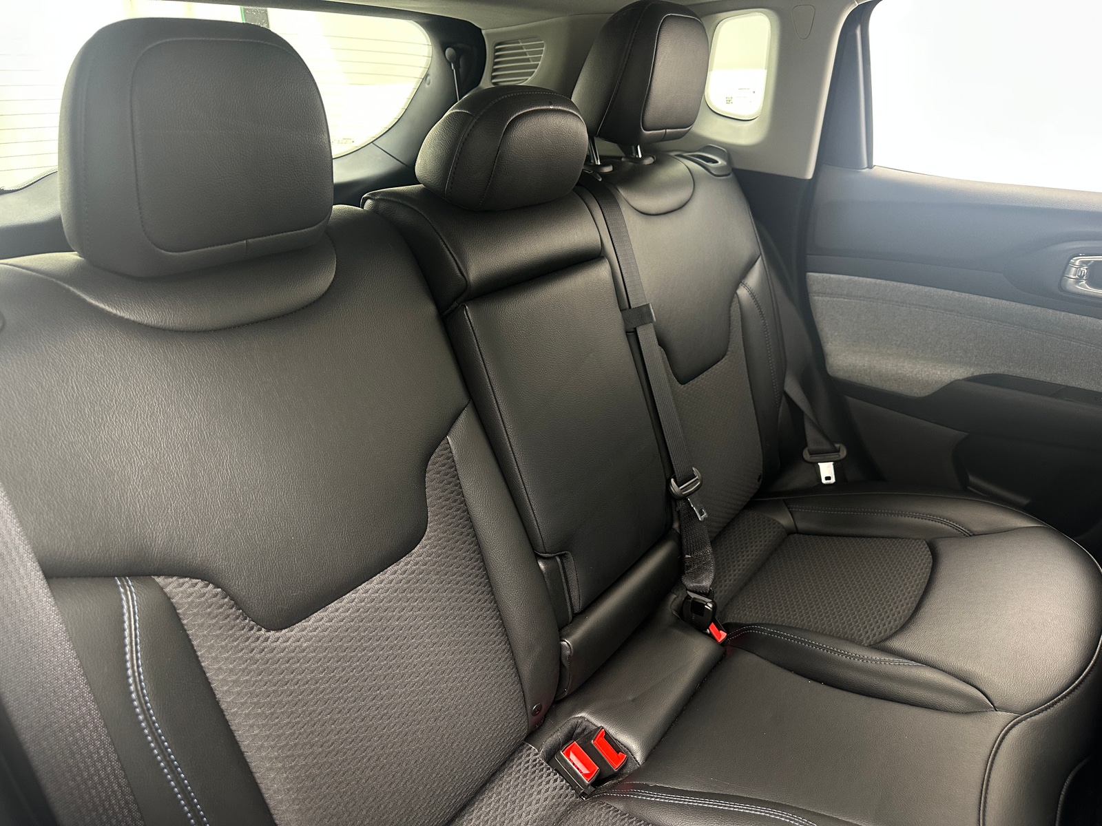 Thumbnail: 2022 Jeep Compass - 6