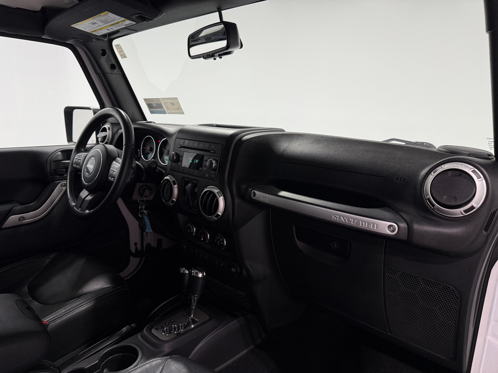 Thumbnail: 2016 Jeep Wrangler - 3