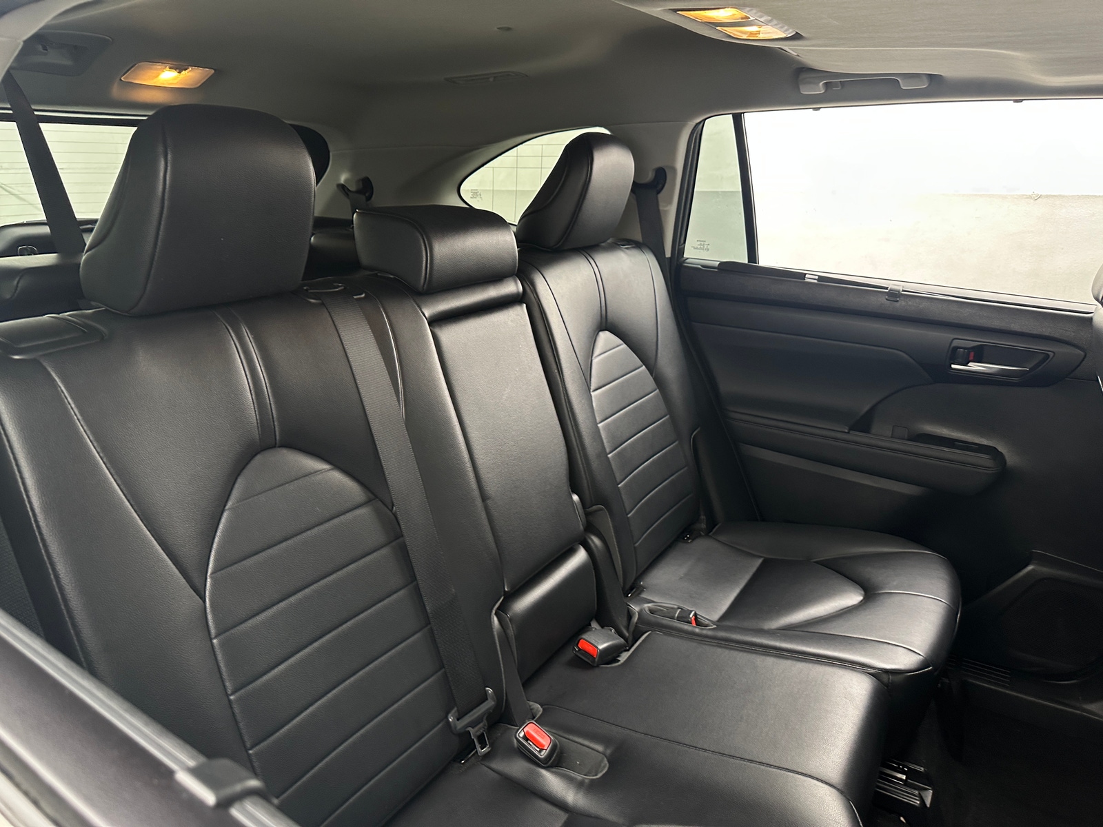 Thumbnail: 2023 Toyota Highlander - 5
