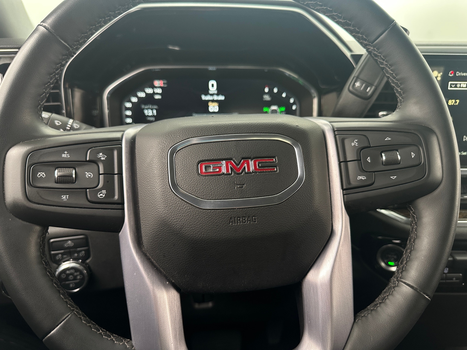 Thumbnail: 2025 GMC Sierra 1500 - 5