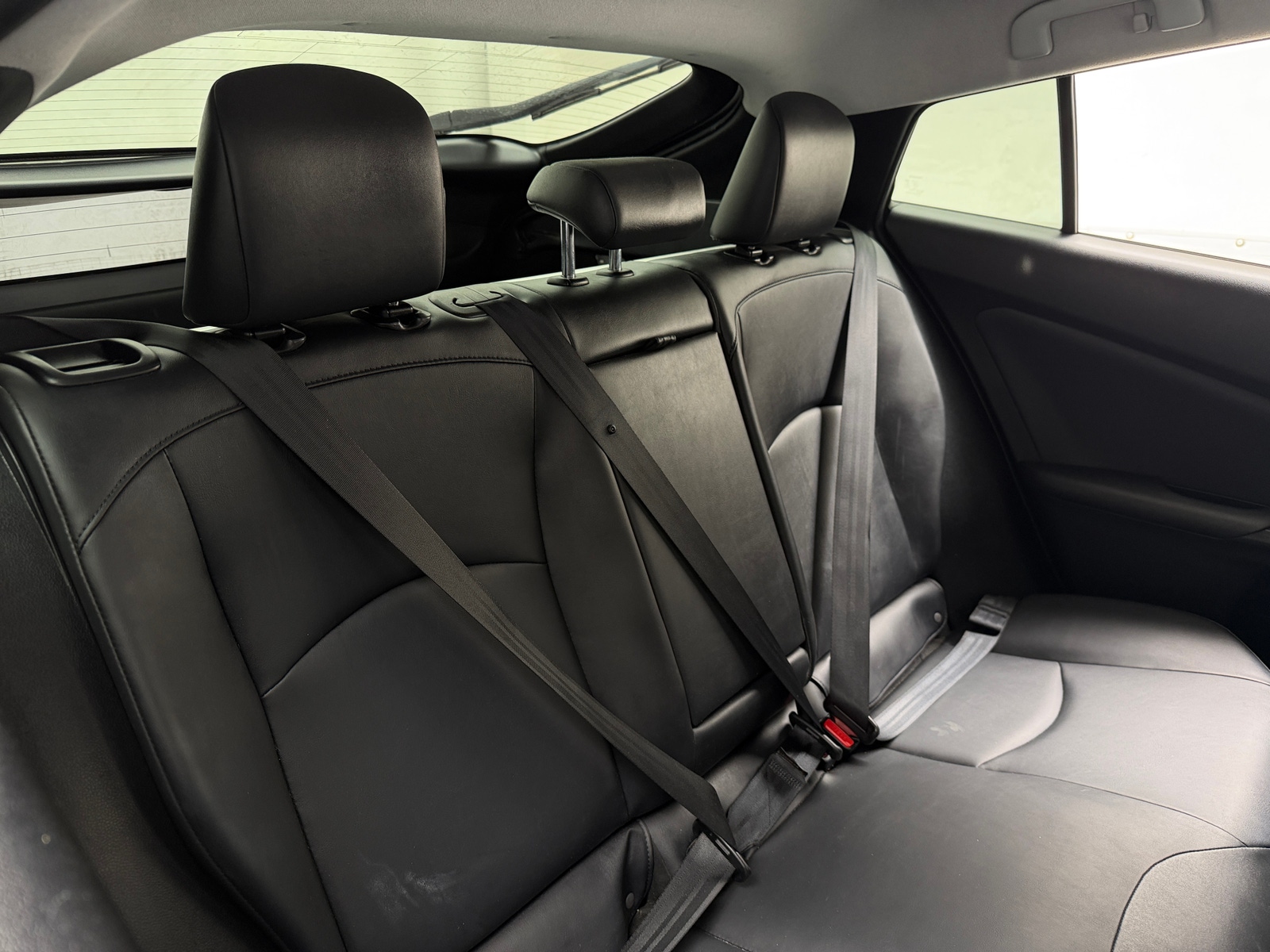 Thumbnail: 2017 Toyota Prius - 6