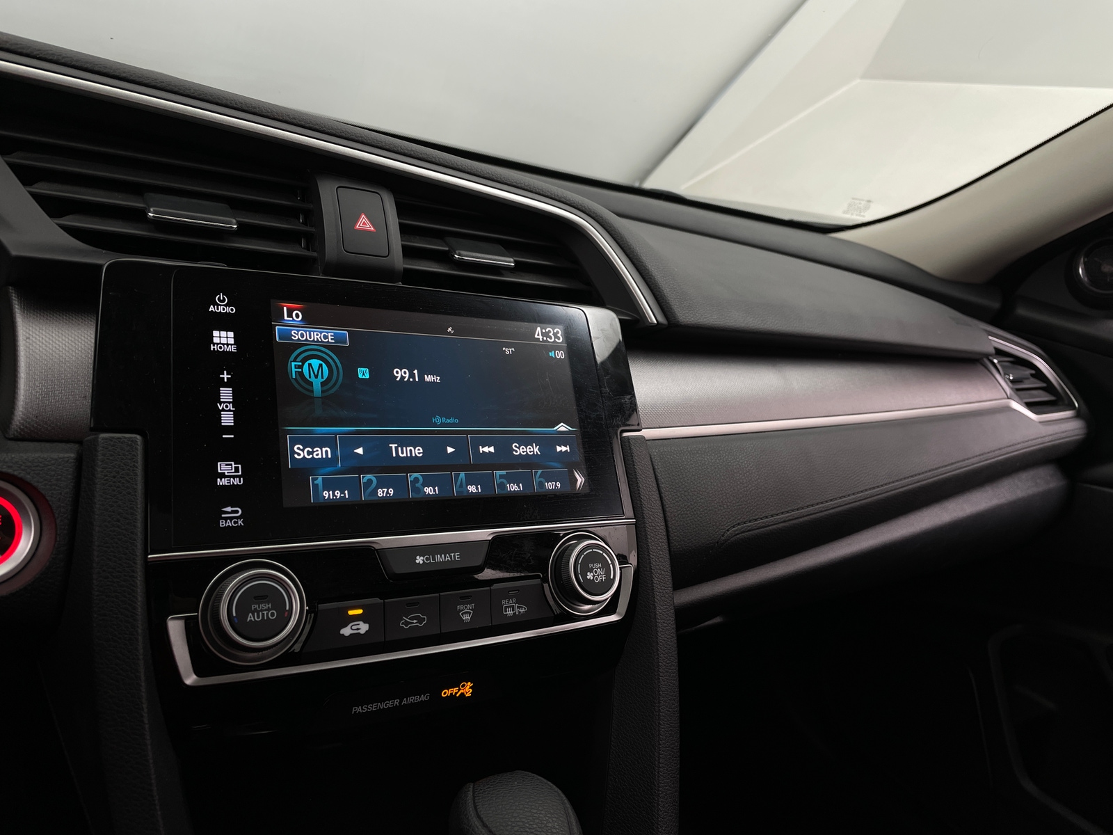 Thumbnail: 2017 Honda Civic - 4