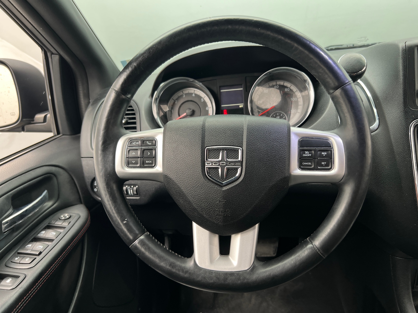 Thumbnail: 2017 Dodge Grand Caravan - 4