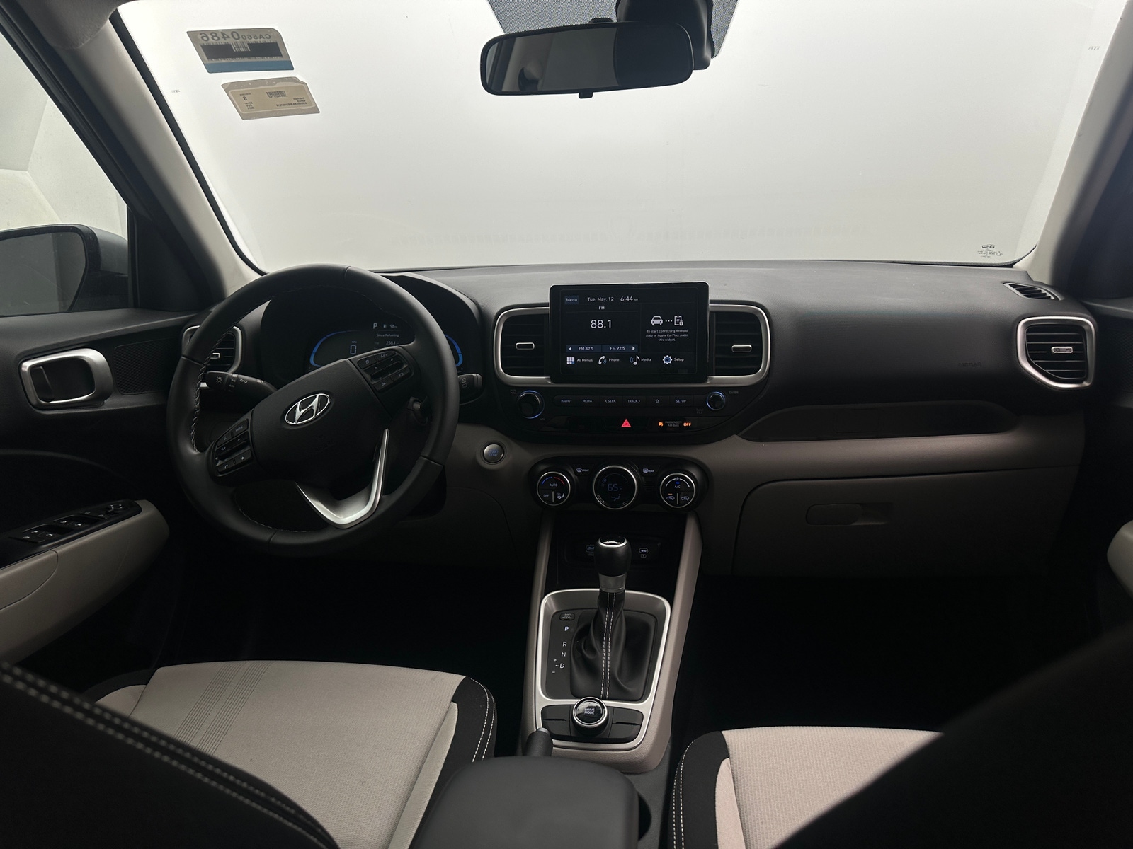 Thumbnail: 2025 Hyundai Venue - 3