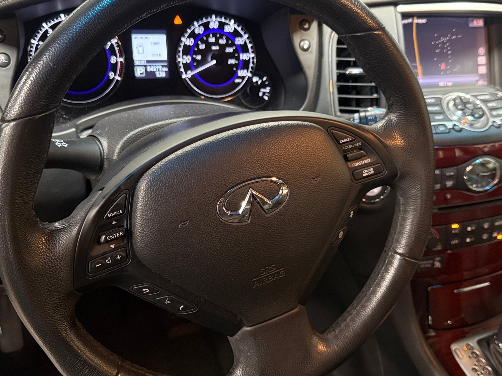 Thumbnail: 2017 INFINITI QX50 - 4