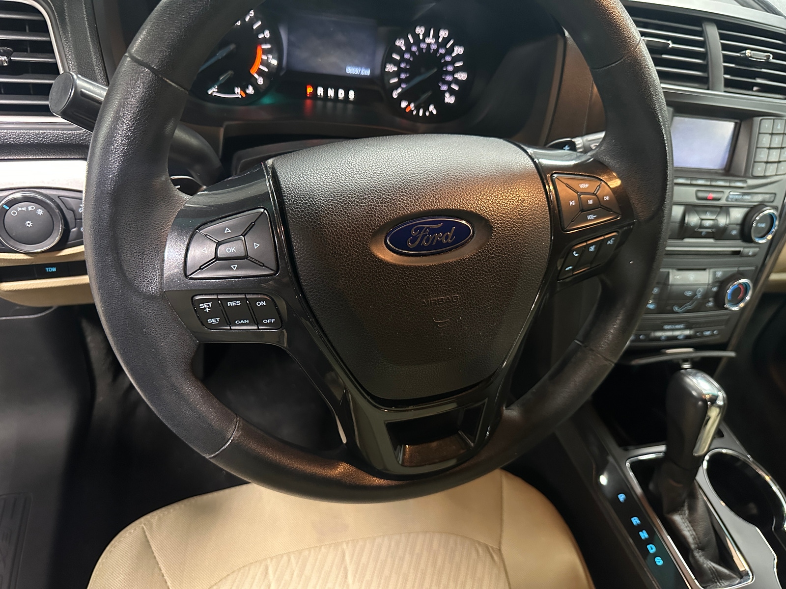 Thumbnail: 2016 Ford Explorer - 5