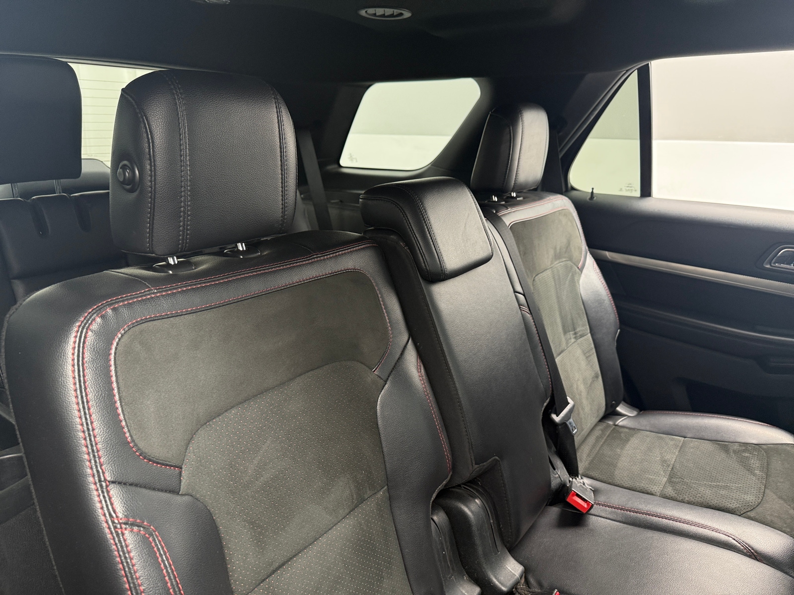 Thumbnail: 2019 Ford Explorer - 6