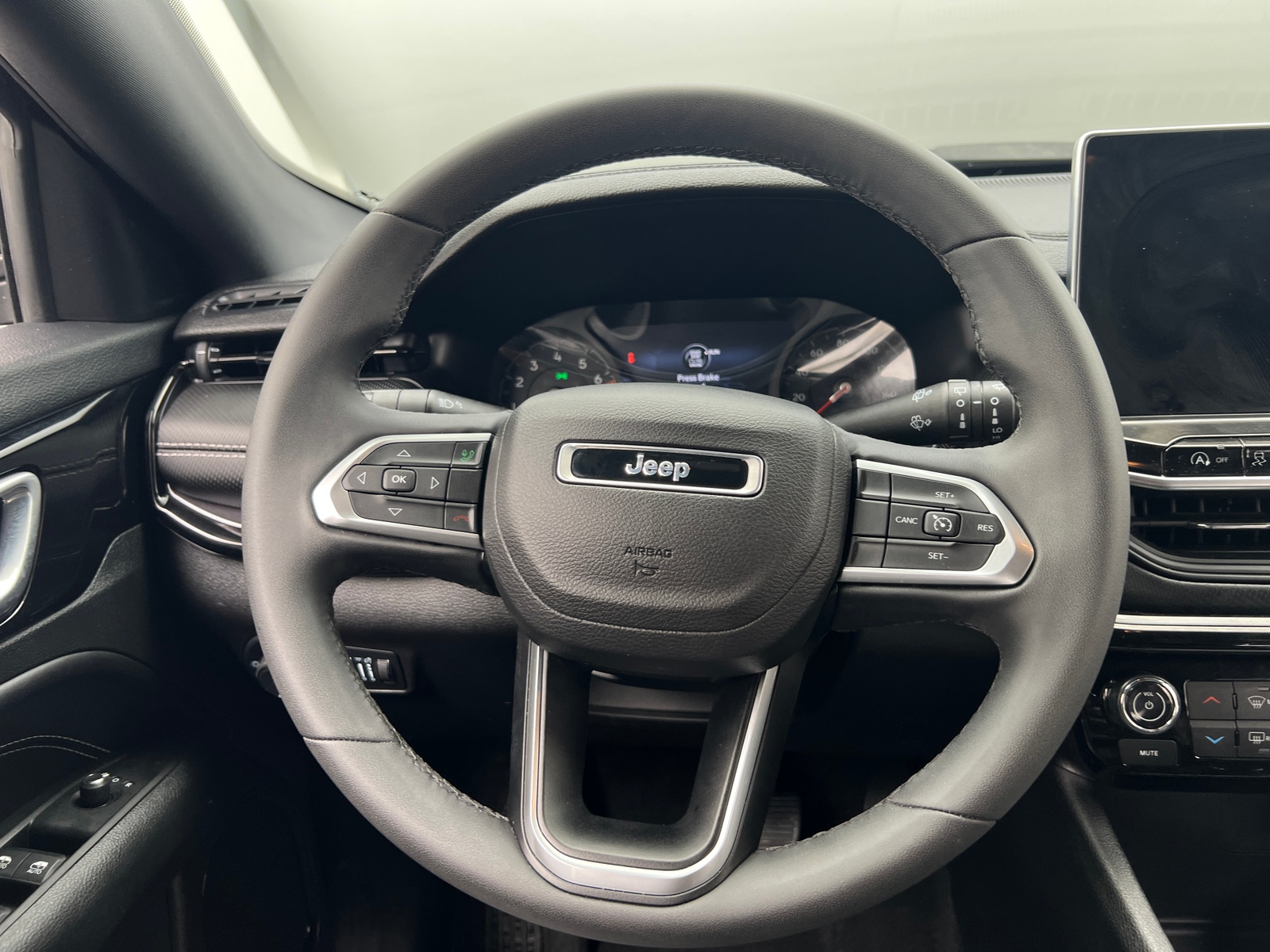 Thumbnail: 2022 Jeep Compass - 5