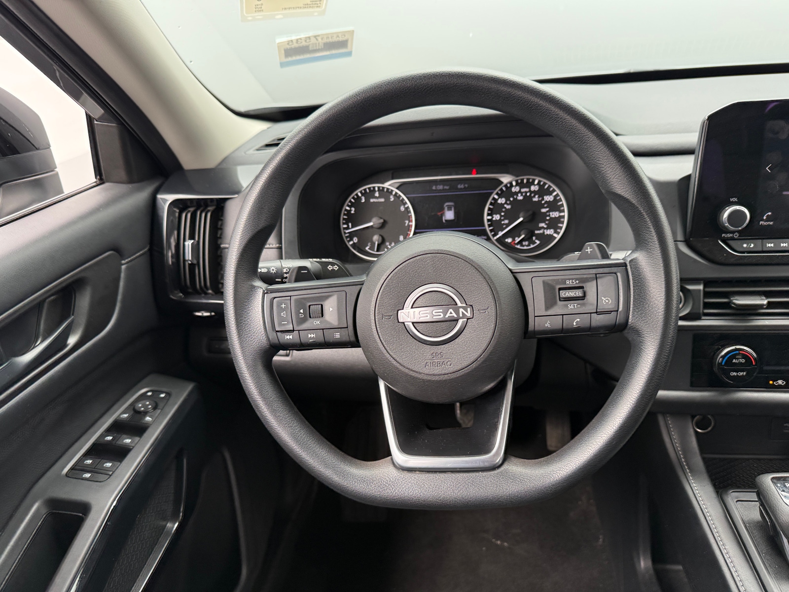 Thumbnail: 2023 Nissan Pathfinder - 5