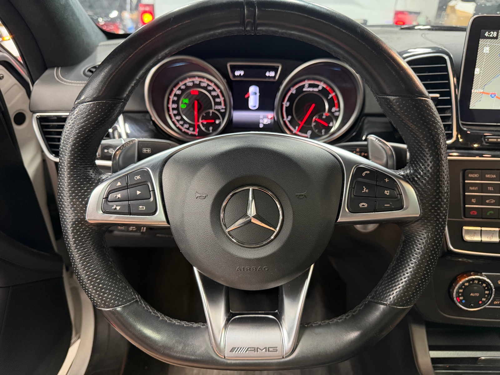 Thumbnail: 2018 Mercedes-Benz GLE - 4