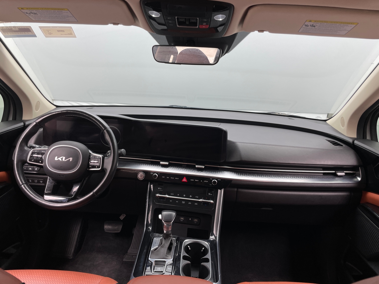 Thumbnail: 2022 Kia Carnival - 2