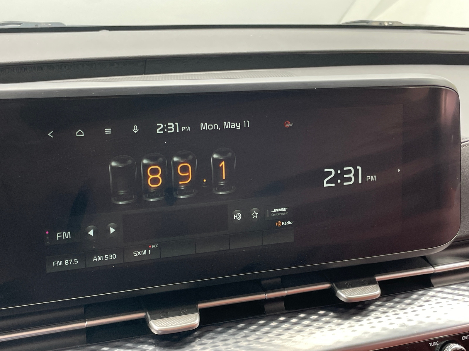 Thumbnail: 2022 Kia Carnival - 3