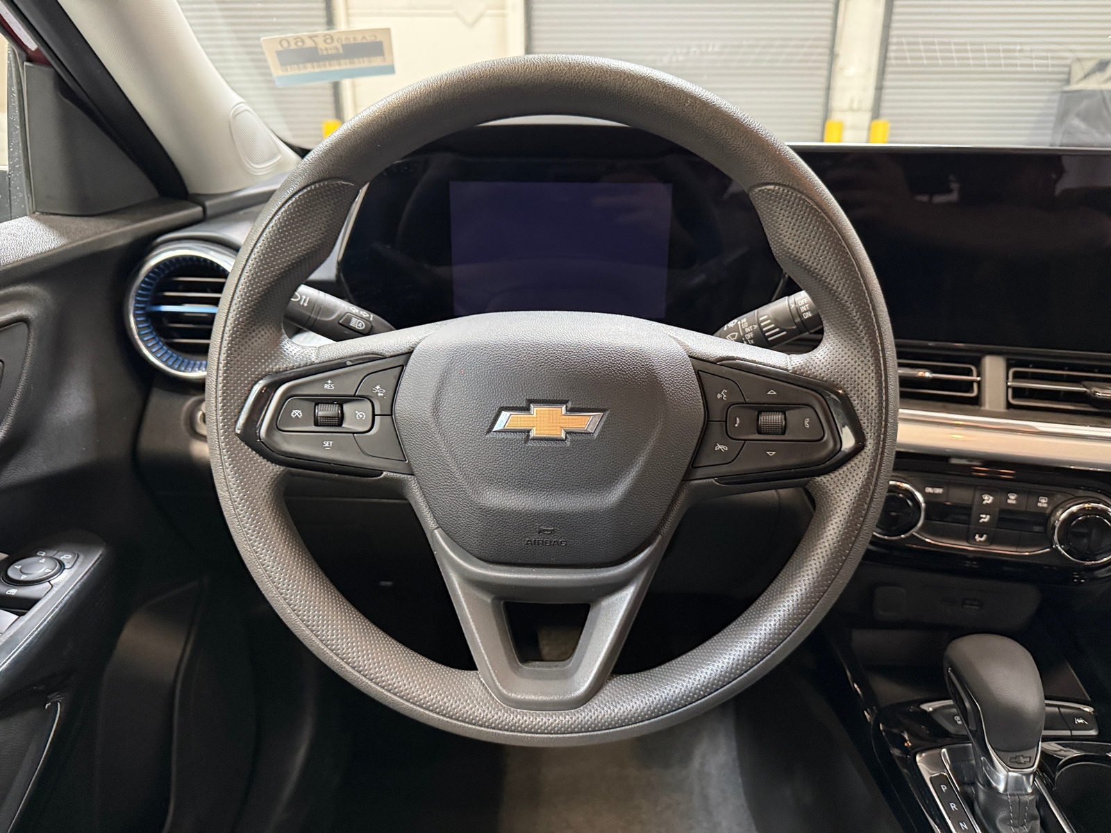 Thumbnail: 2025 Chevrolet Trax - 5